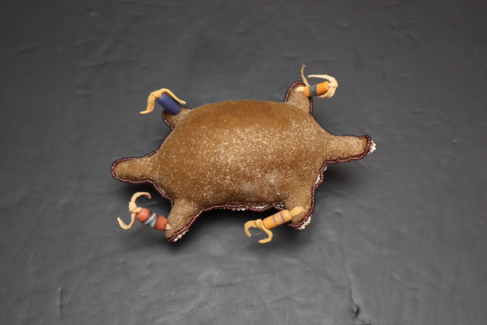 HAND MADE NATIVE AMERICAN BEADED LEATHER FETISH, TURTLE AMULET VINTAGE