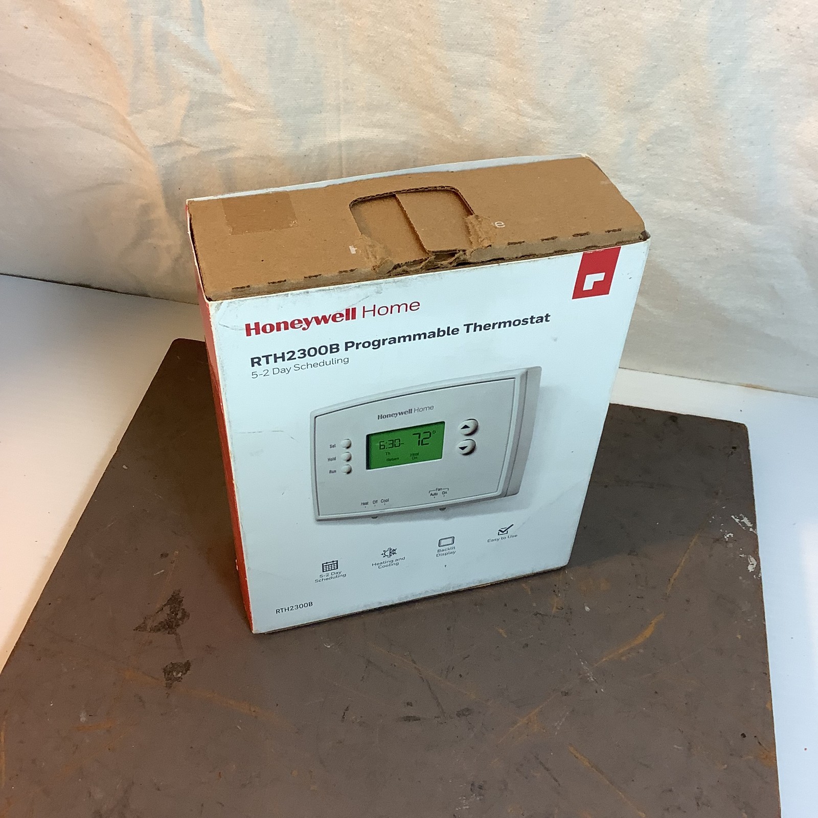Honeywell Home RTH2300B 5-2 Day Programmable Thermostat