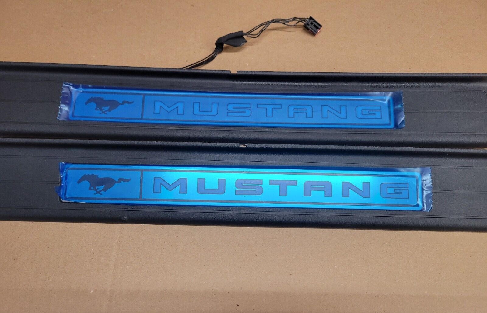New Take Off 2015-2022 Mustang Lighted Door Sill Plates PAIR