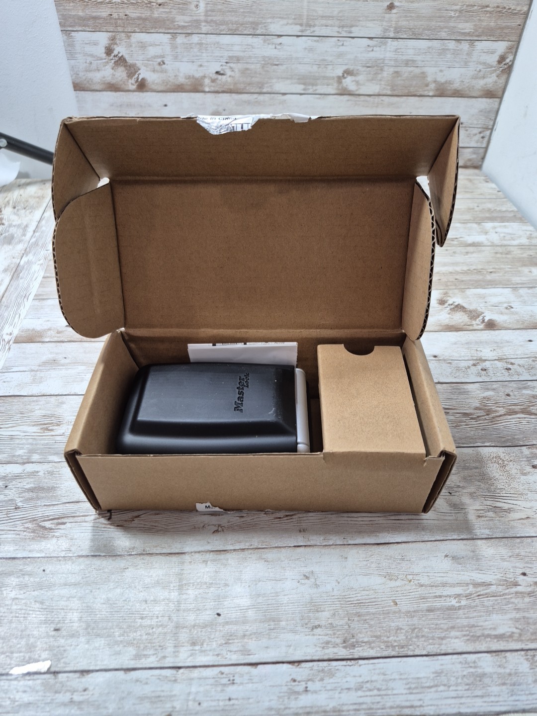 Master Lock 5423EC Wall Mount Push Button Lock Box