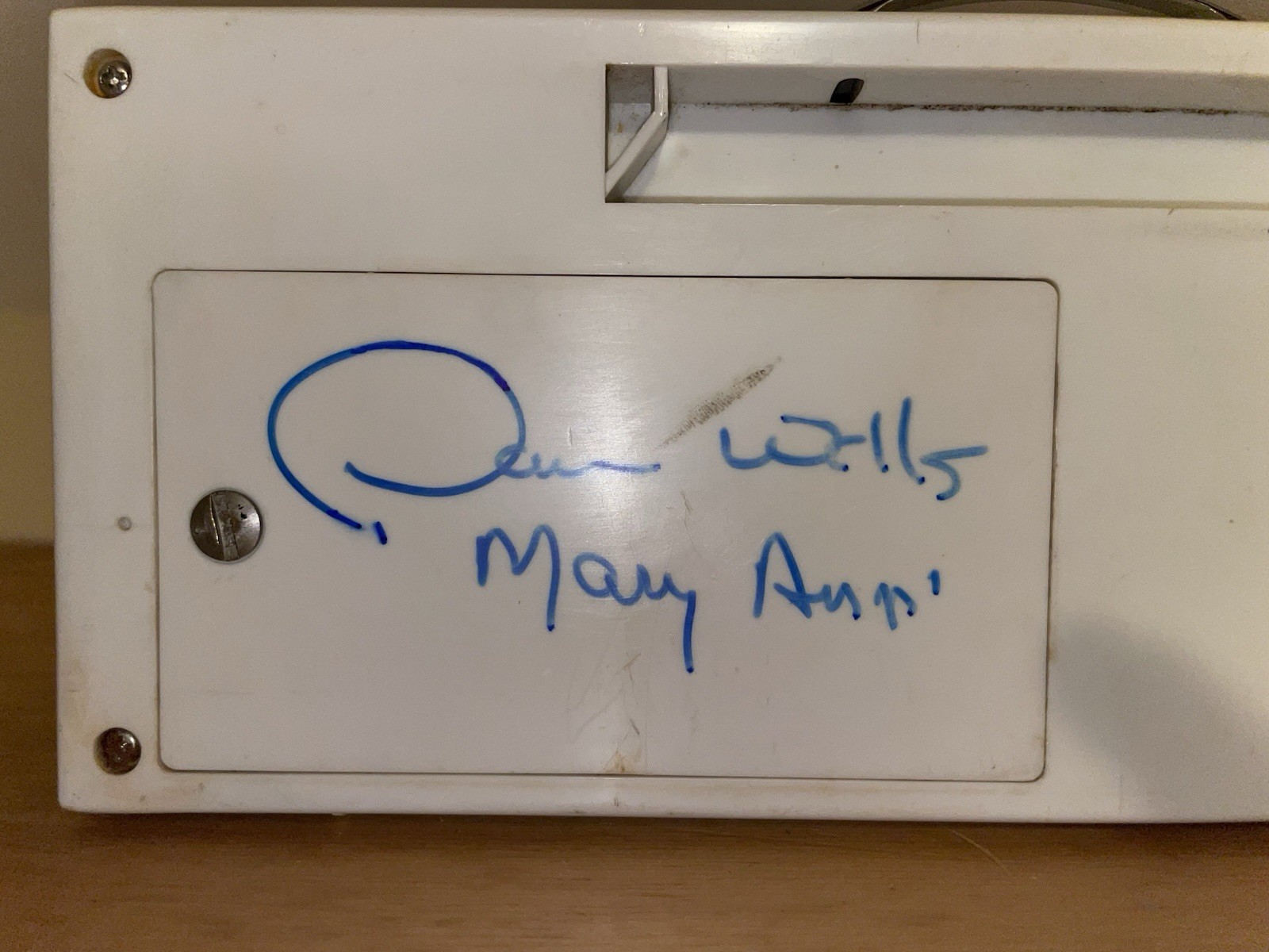 Gilligan’s Island Packard Bell AR-851 Radio w/Handle Antenna Signed Dawn Wells