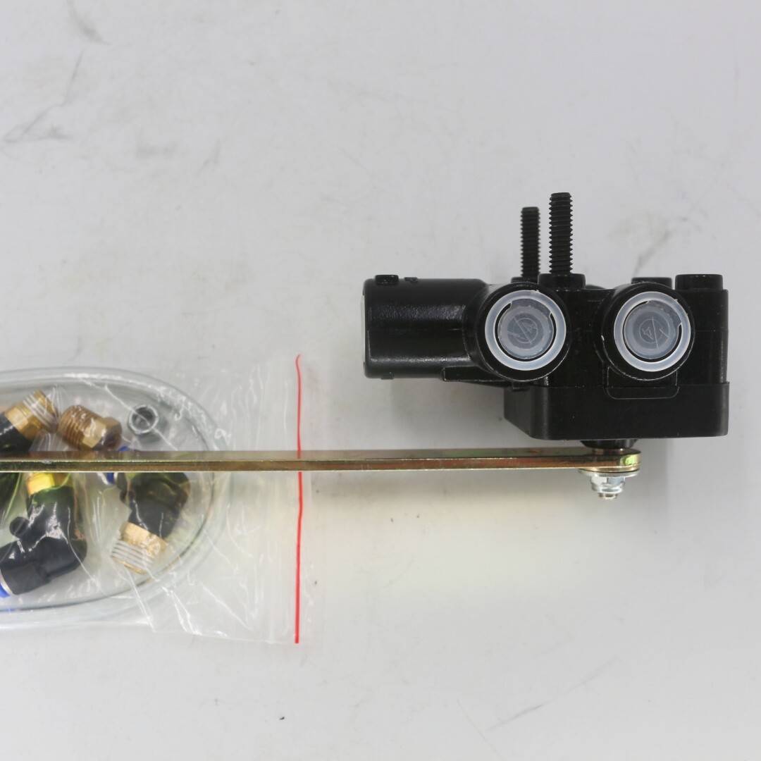 New Height Control Leveling Valve HV9990 For Peterbilt 335 337 357 359 377 USA