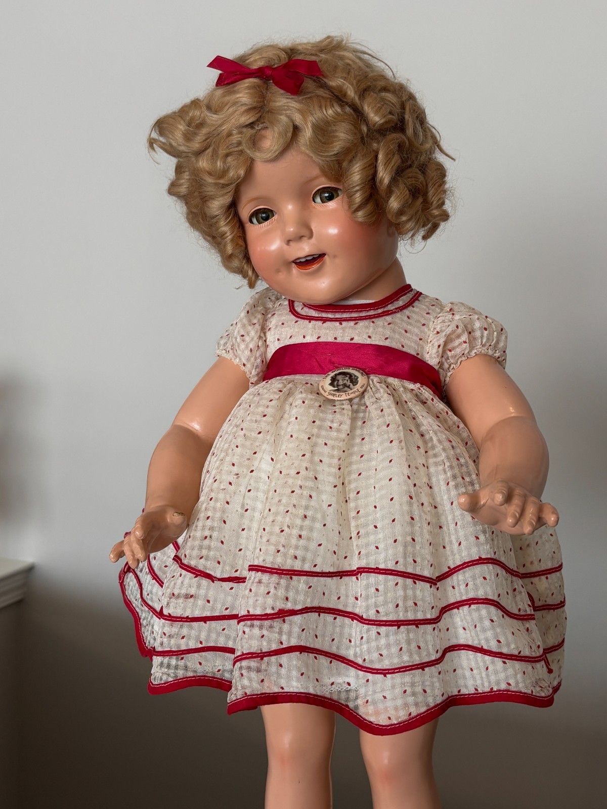 27" IDEAL SHIRLEY TEMPLE FABULOUS, 1930S, COP MARK, ORIG. COMPO DOLL, NEAR MINT