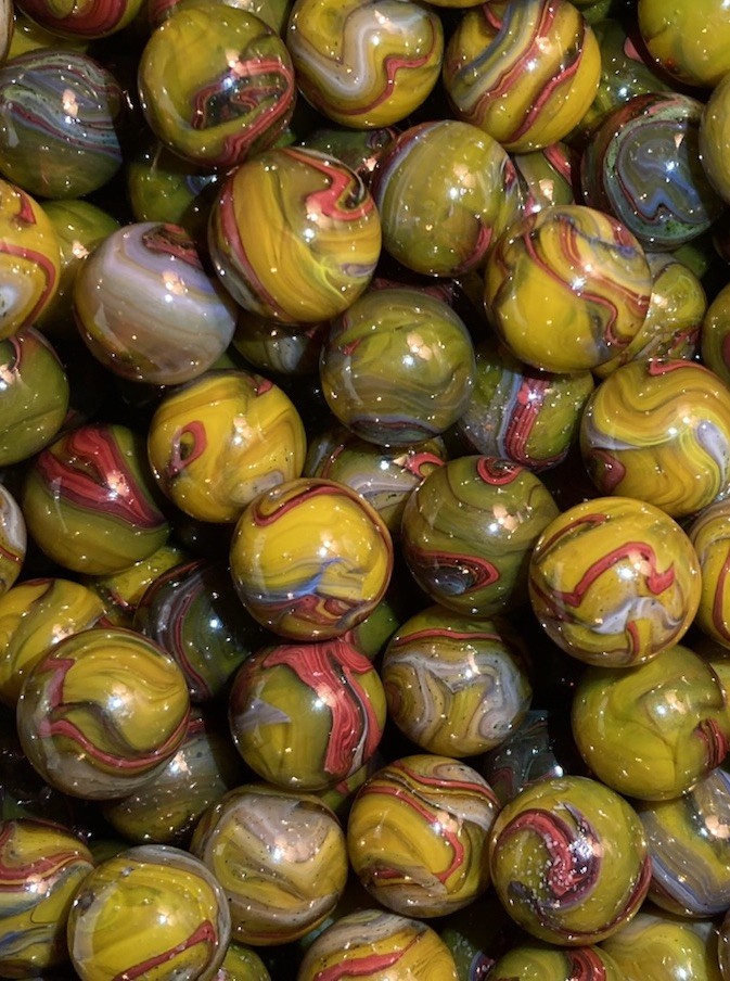 Das Wild Fire Run Marbles Lot Of 10 Nice Oxblood Swirls