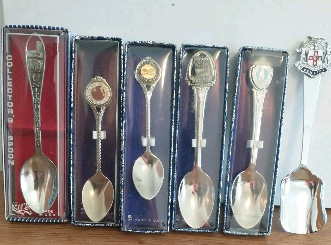 Vtg Lot of 13 Silver Plate Small Souvenir Spoons