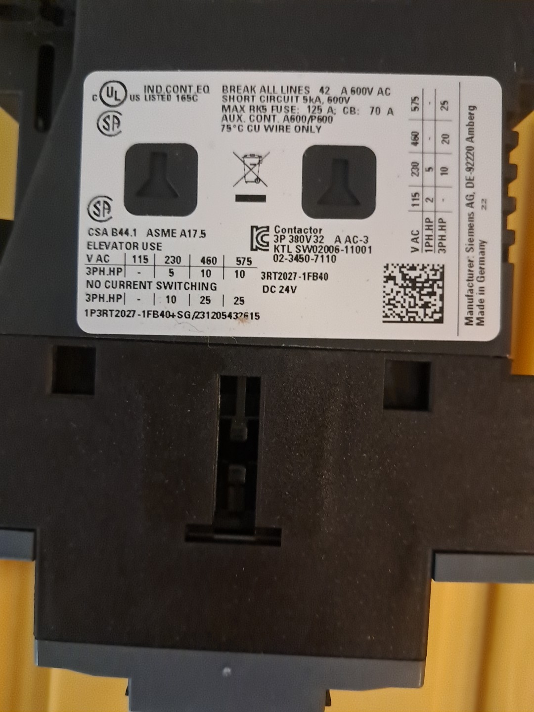 New Siemens 3RT2027-1FB40 Contactor 24V 32A 1NO,1NC