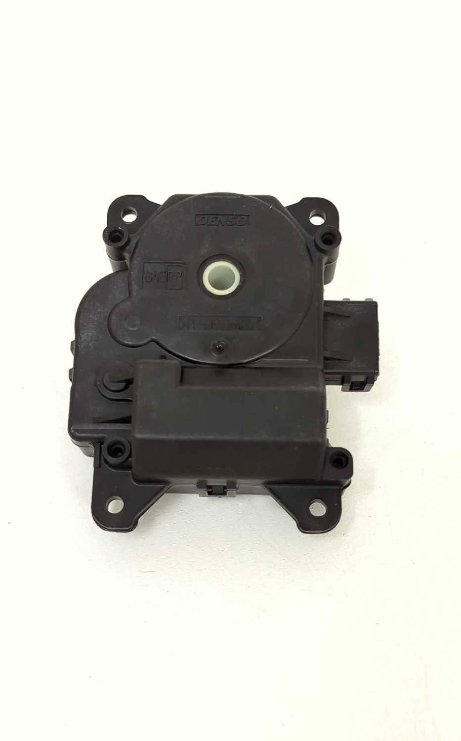 New OEM genuine Honda HVAC Duct Actuator 1998-2008 models AW063700-6830 motor