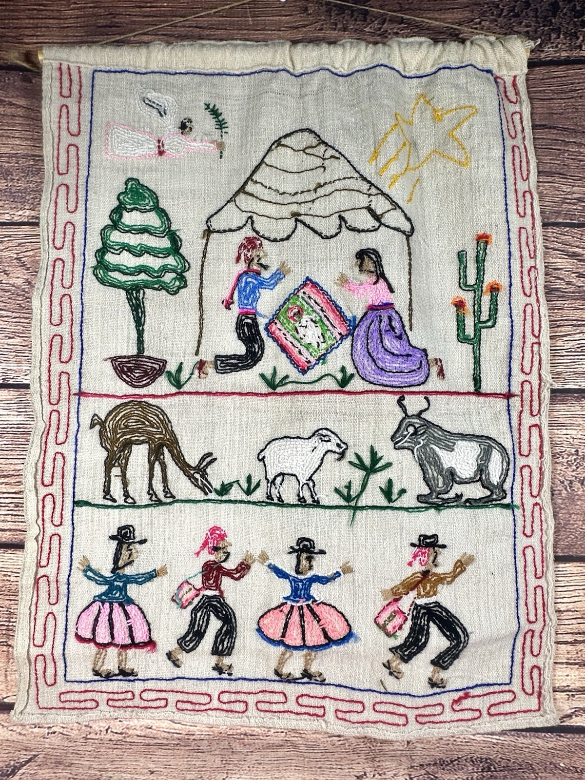 Vintage Peruvian Alpaca Handmade Hanging Tapestry Textile Embroidery Nativity