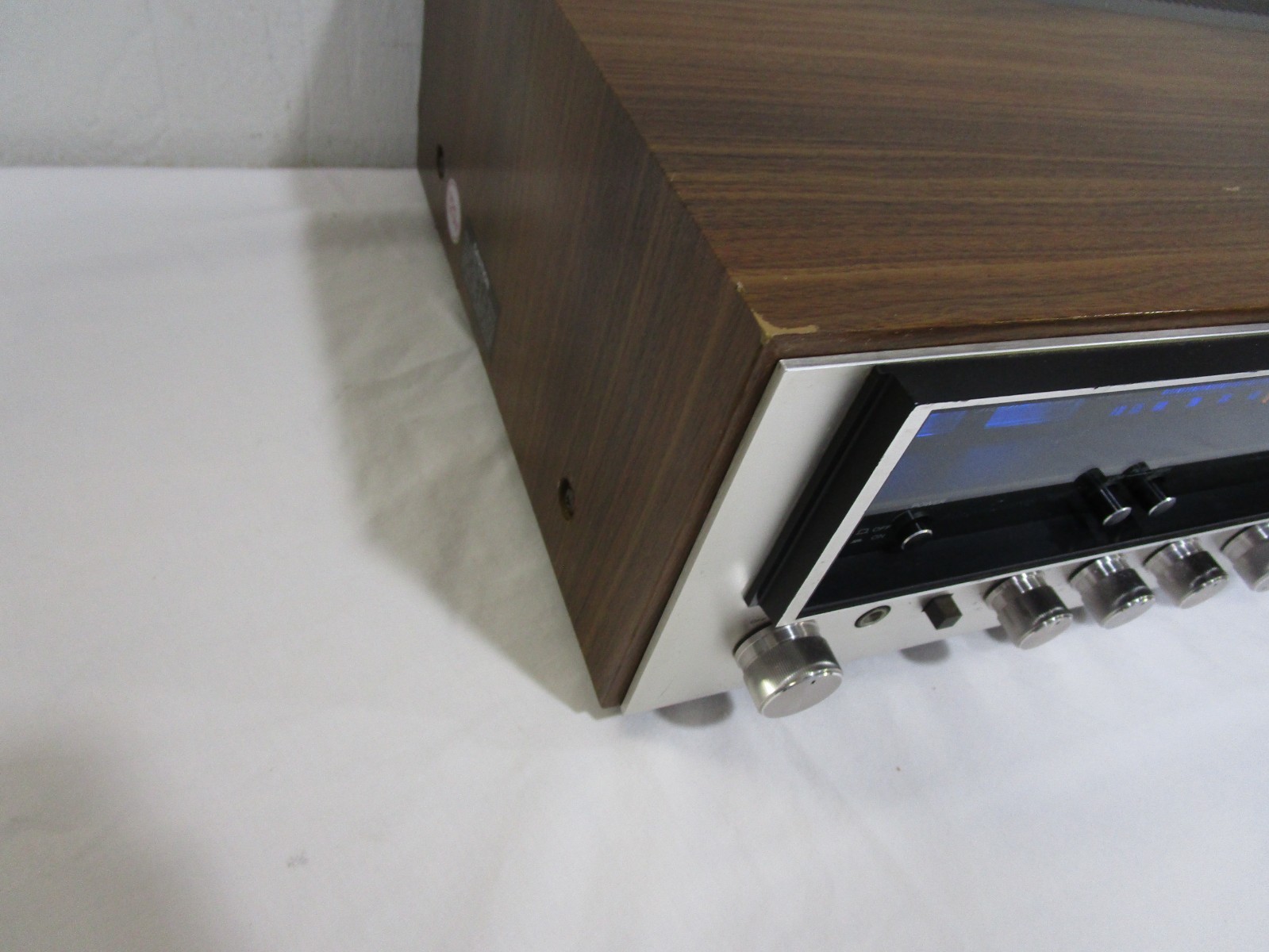 Nice Sansui 6060 Stereo Receiver w/ LED Upgraded Lamps ------------------- Cool!