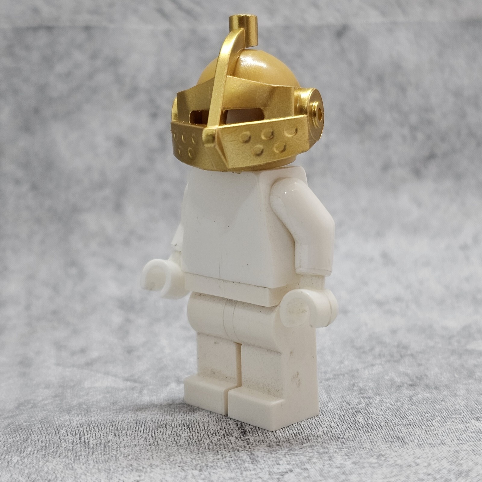 5pack Custom Gold Knight Helmet w Visor Block Accessory for Minifigs Ga6823