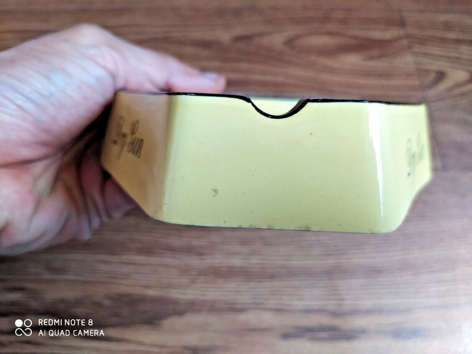 Rare vintage GORDON'S DRY GIN advertising ashtray of 70's made in England.