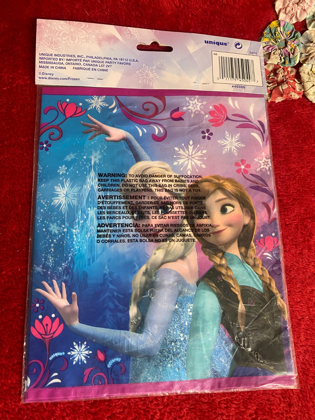 Set of 8 Disney Frozen Party Decorations & Supplies 2 Tablecloths & 64 Gift Bags