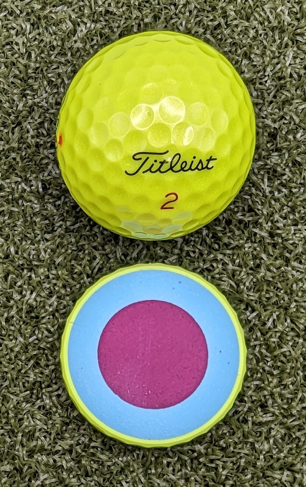 Titleist Pro V1x Cross Section Yellow Golf Ball Marker Poker Chip Style Pro V1