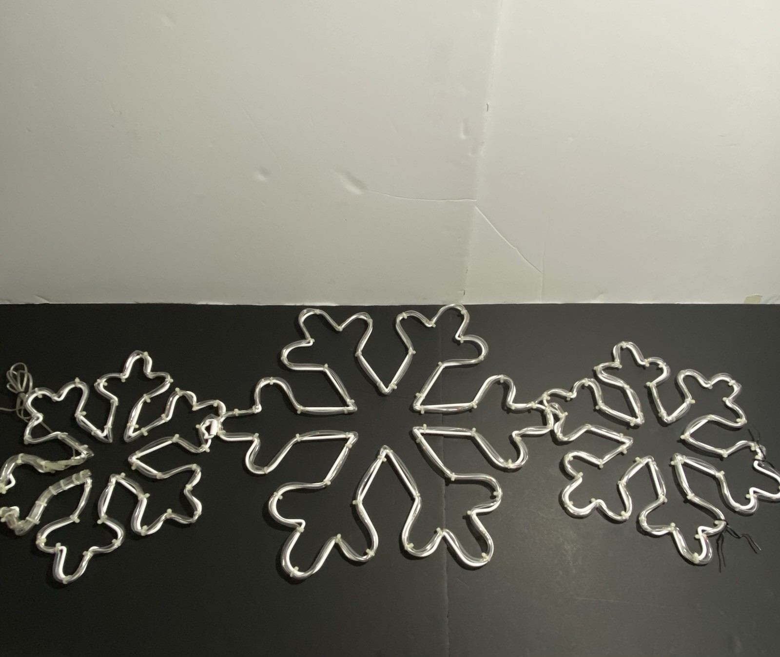 Mr. Christmas Holiday Icon Trio-Snowflakes Warm White/Multicolor