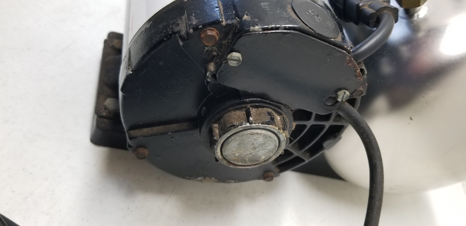 McCann E400397 Big Mac Carbonator Soda Fountain Pump 41568 Beverage System CO2 1