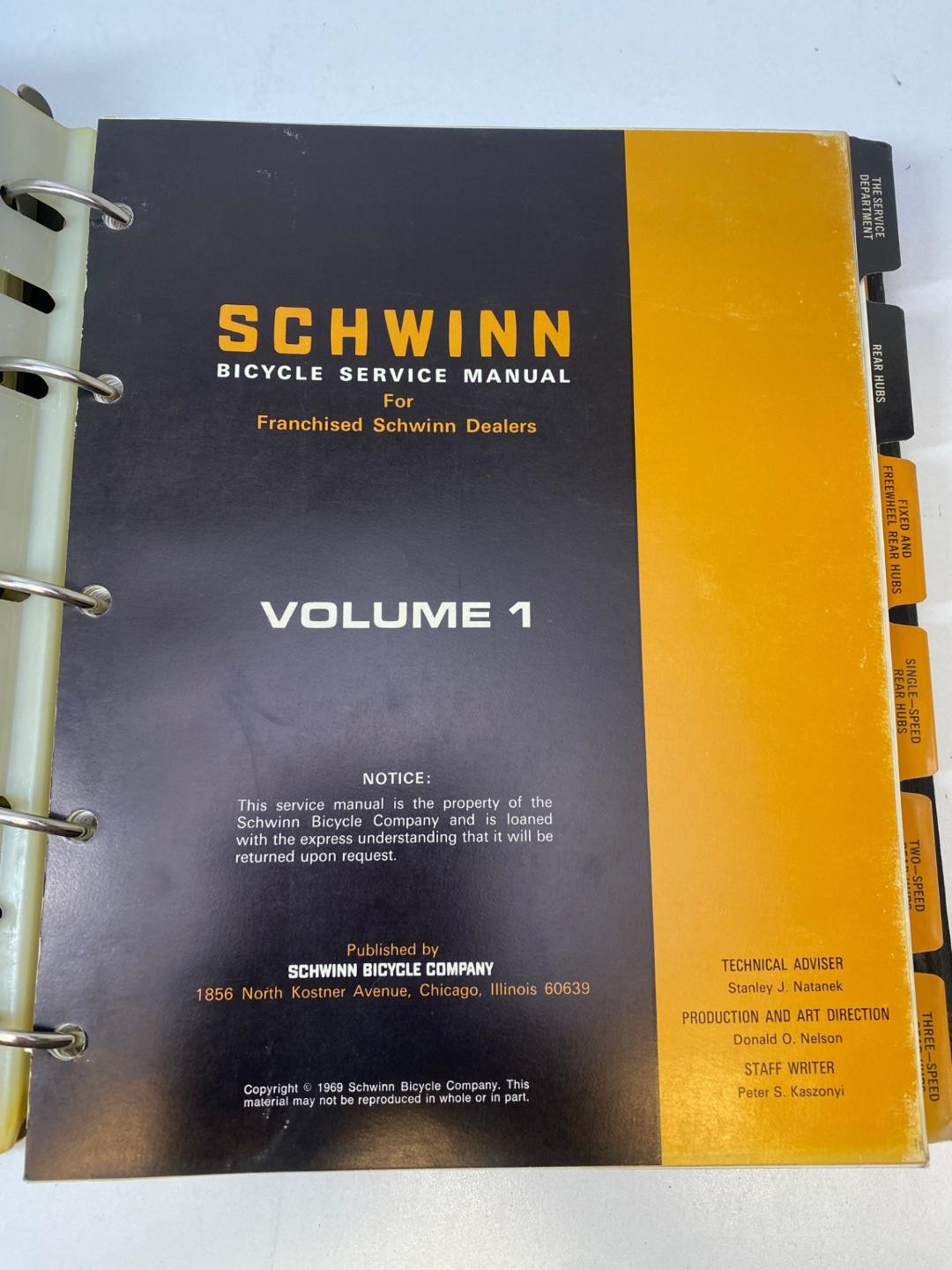 69-72 Schwinn vintage SERVICE MANUALS Volume 1&2 Excellent condition 3 Ring