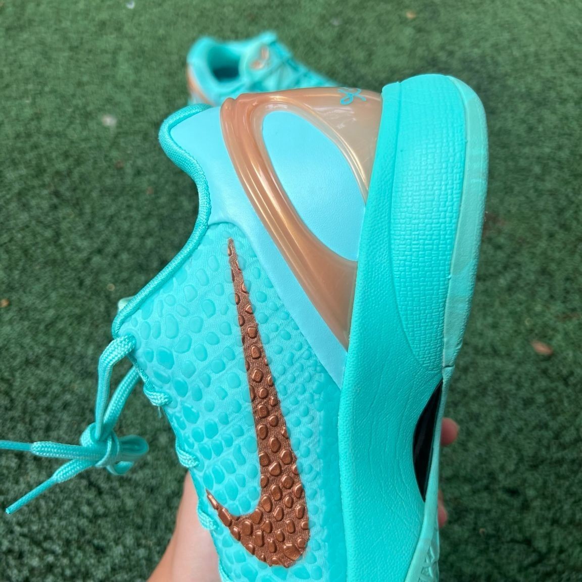 NK Jalen Brunson X NK Zoom Kobe 6 Protro Statue of Liberty IQ5774-300