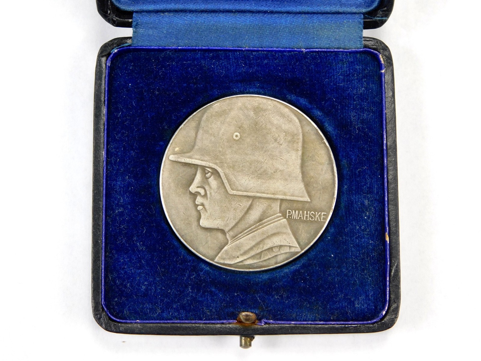 Antique German Germany WW1 White Metal Table Medal