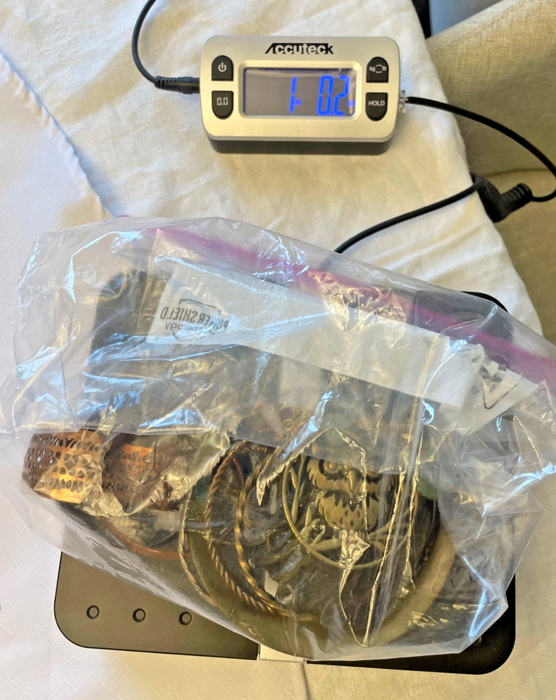 Vintage Brass Wearable Jewelry Lot 17 Pc Mixed Metals Brass tone Copper tone 1lb