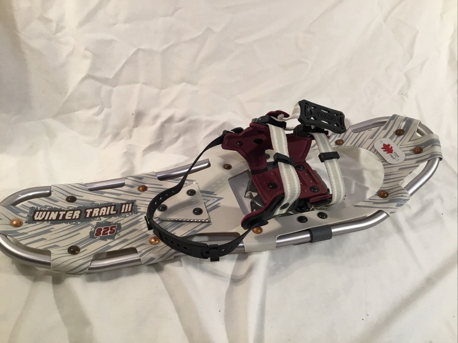 Field N Forest Winter Trail III 825 Snow Shoes Yukon