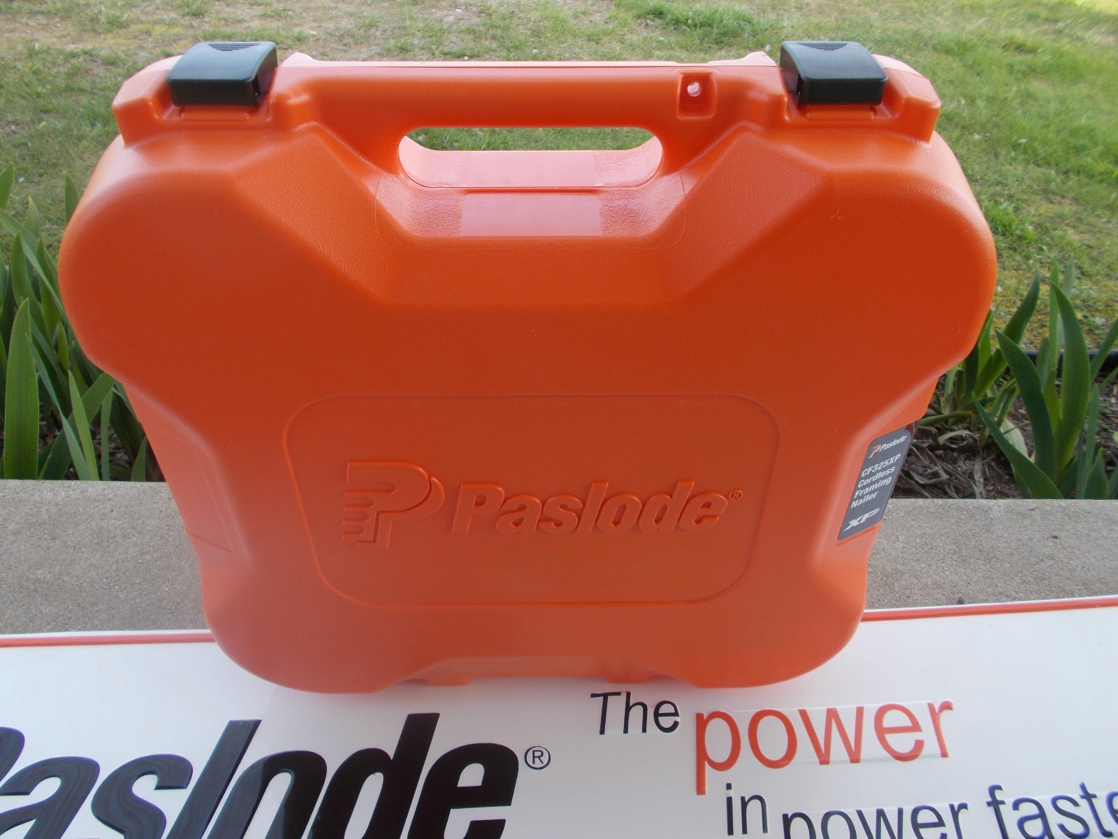 Paslode 219233XP Latch (set of 2) For Newest Cases