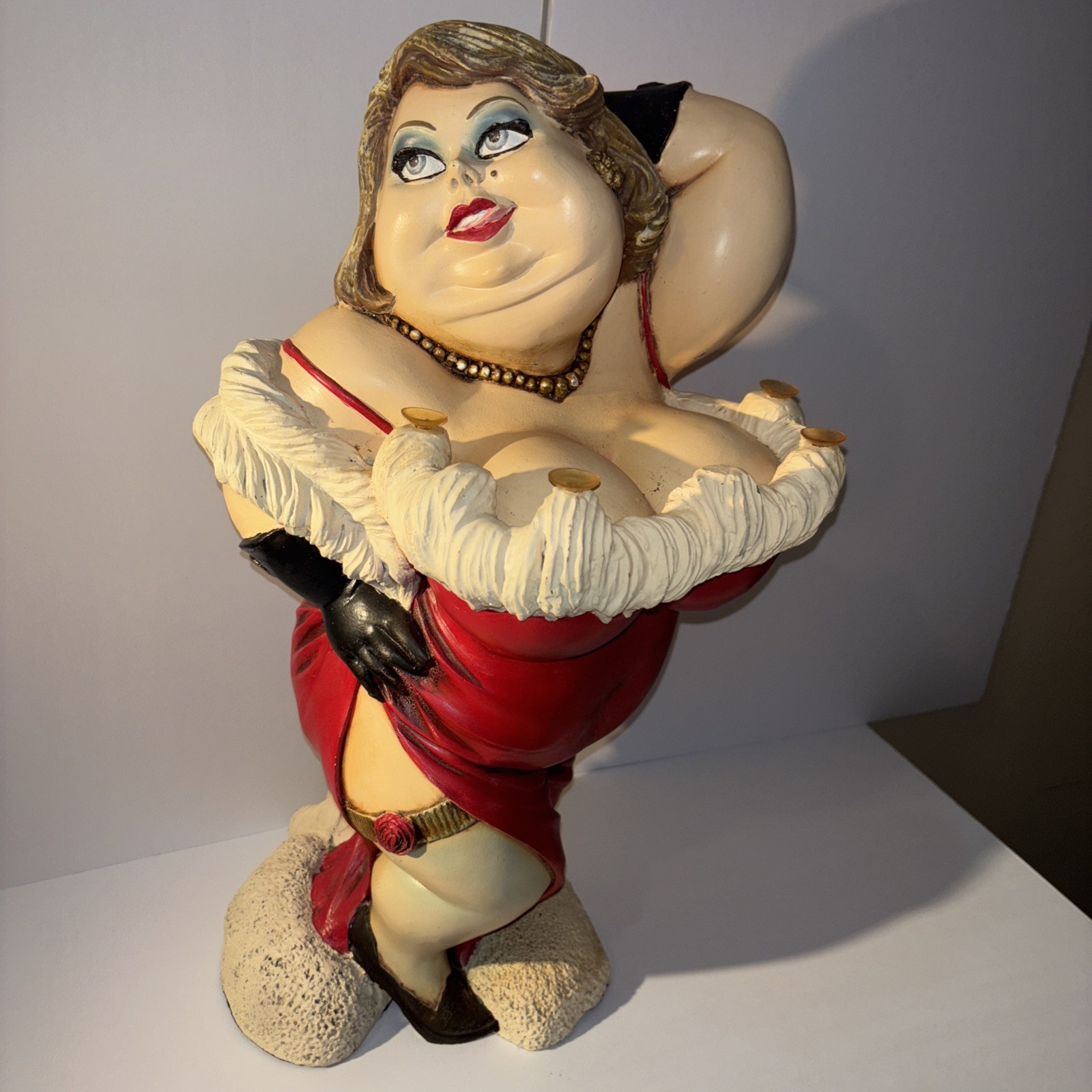 BUTLER BORDELLO LADY IN RED STATUE ROBUST GOSLING BIG BOOBS LARGE BIG FAT PLUMP