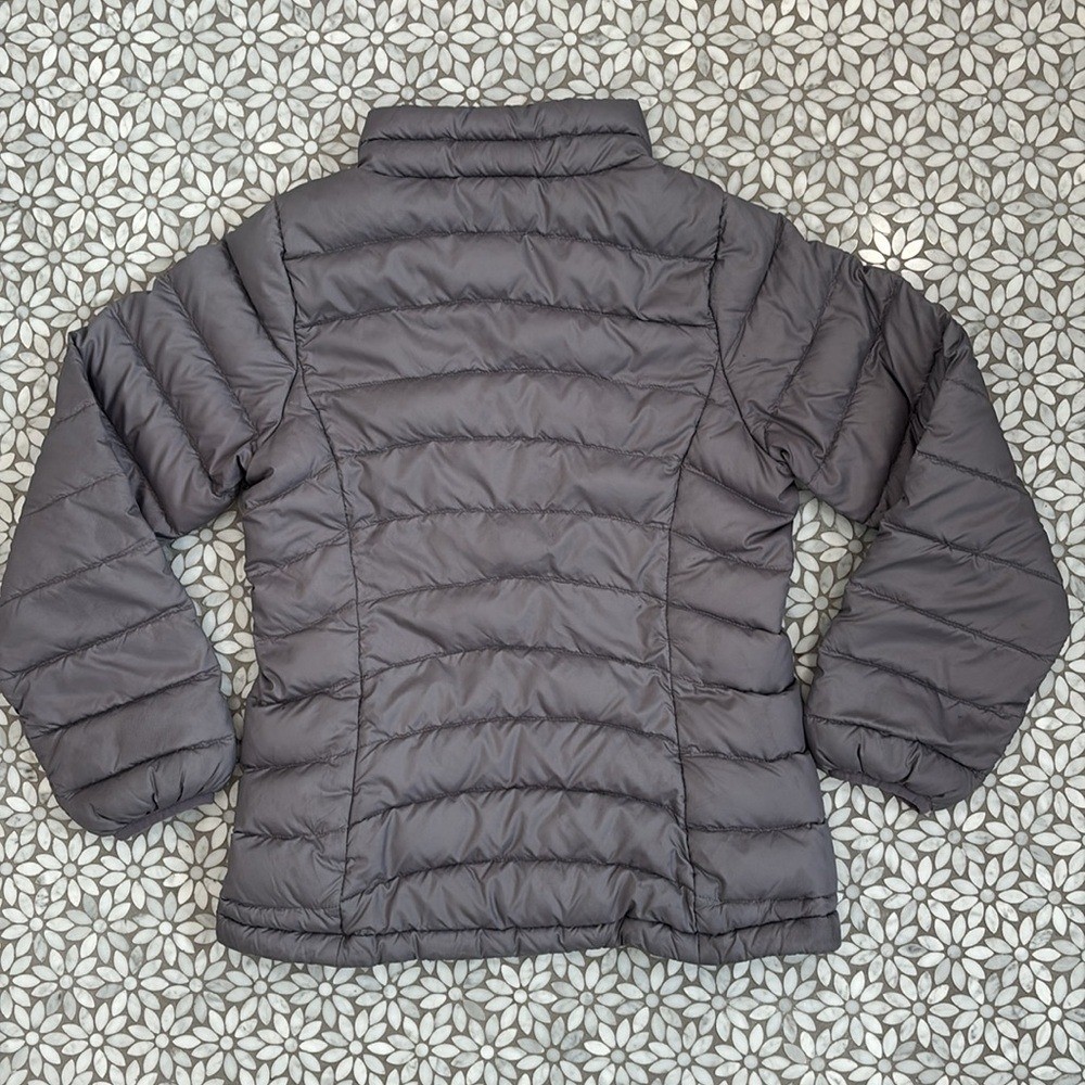 Girl's Patagonia Down Sweater in Smokey Violet, Size L(12)