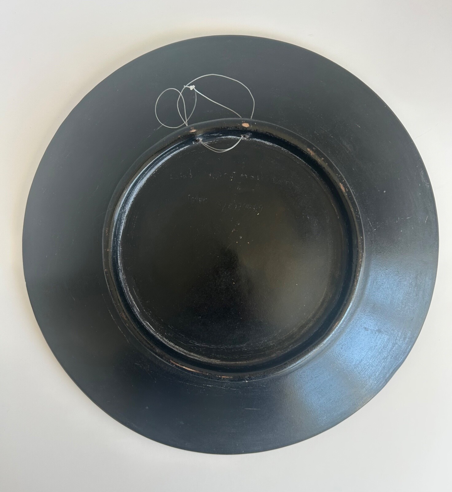 Antonio Lozada - original Chulucanas Peru Pottery Plate "3 fish" 10inch