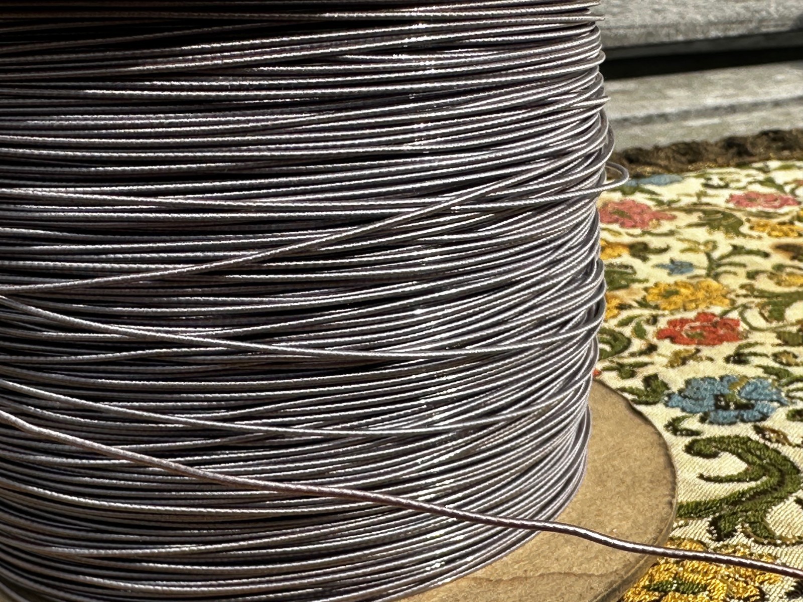 10 meter NOS Siemens Solid Copper 23AWG 0.53 mm 1957 Silk Wrapped Amp Wire