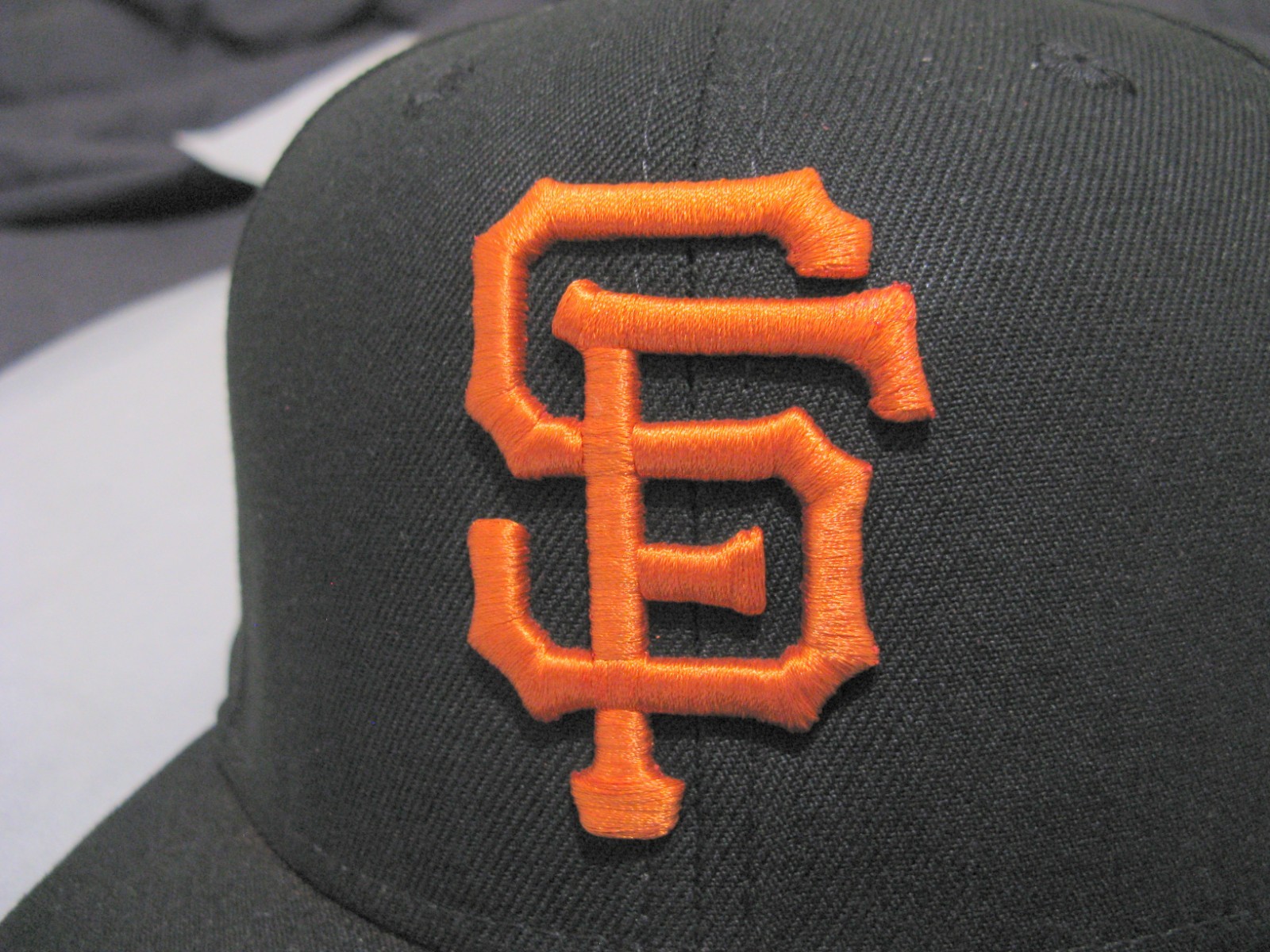 Matt Chapman game used 2025 San Francisco Giants black baseball cap 9/28 MLB