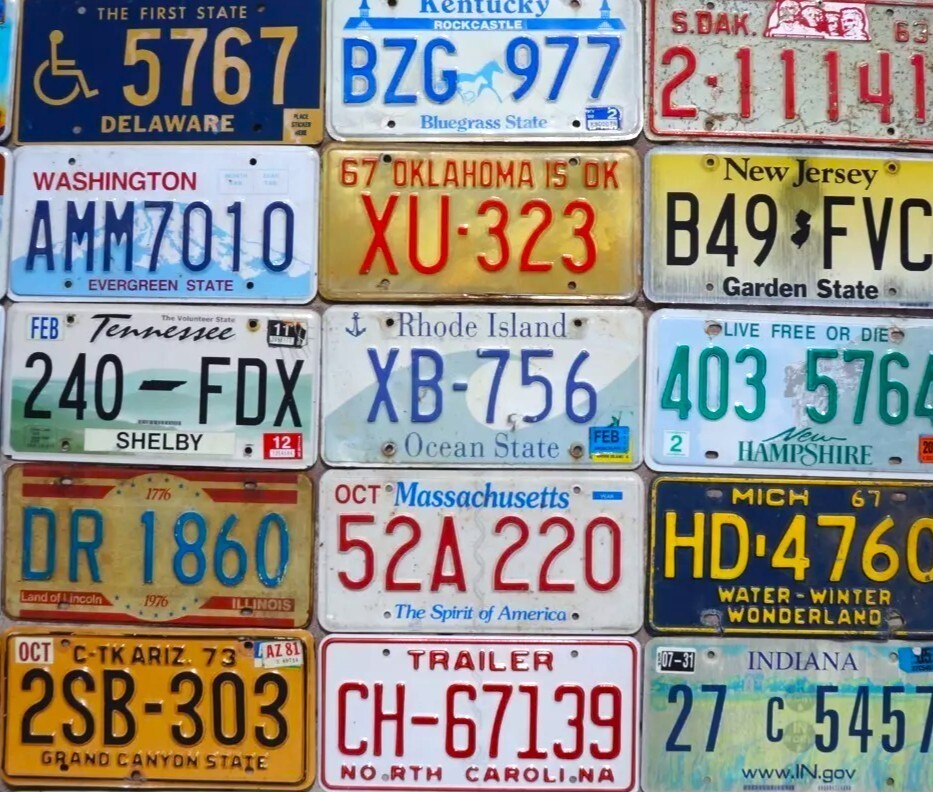 LOT of 15 License Plates 10 States USA License Plate Tag Craft Condition READ