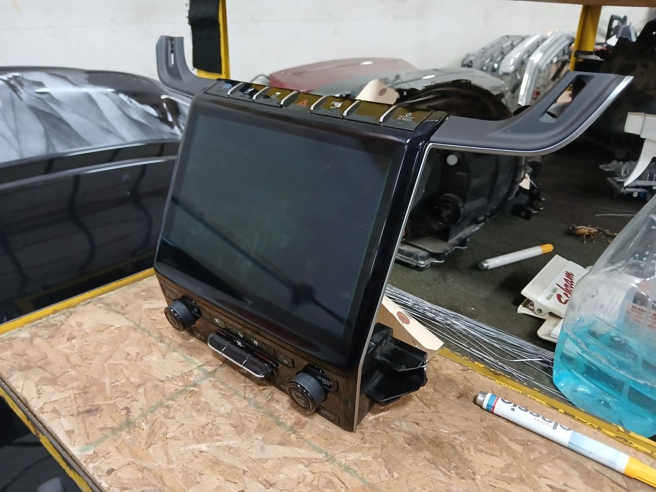 Info-GPS-TV Screen Display Center Console Fits 21-24 GRAND CHEROKEE 3150047