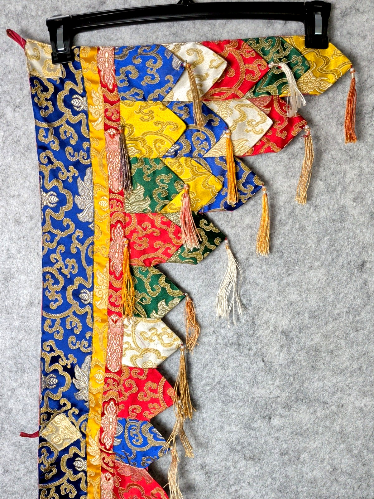 VTG Tibetan Buddhist Brocade Wall Curtain Banner Tashi Tha-Ring Altar Valance