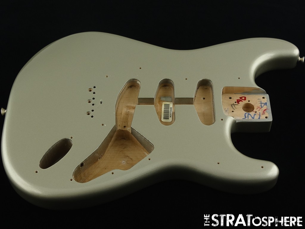 Fender ROBERT CRAY Strat, HARDTAIL BODY Stratocaster Alder Cray Inca Silver!