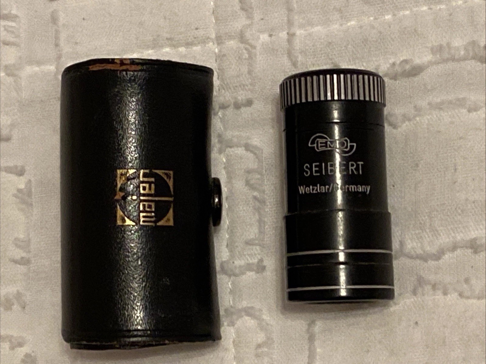 Vintage Seibert Wetzlar Germany Emoskop Pocket Loupe Scope W/ Case