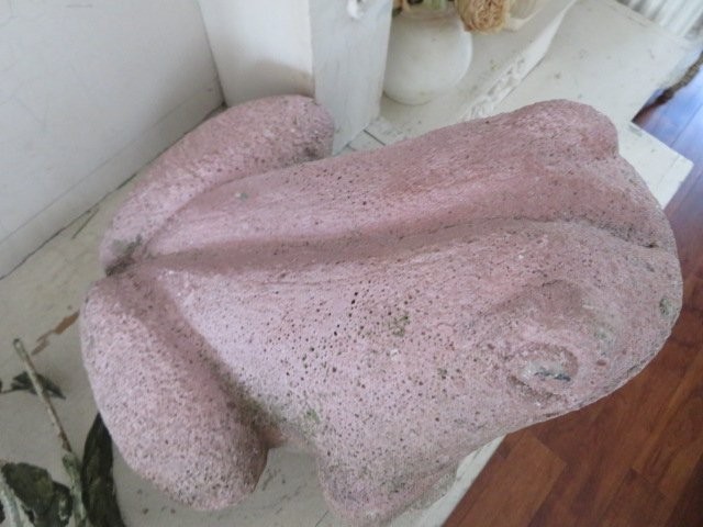 ADORABLE Chippy PINK Vintage STATUE Garden FROG TOAD Time Worn Patina
