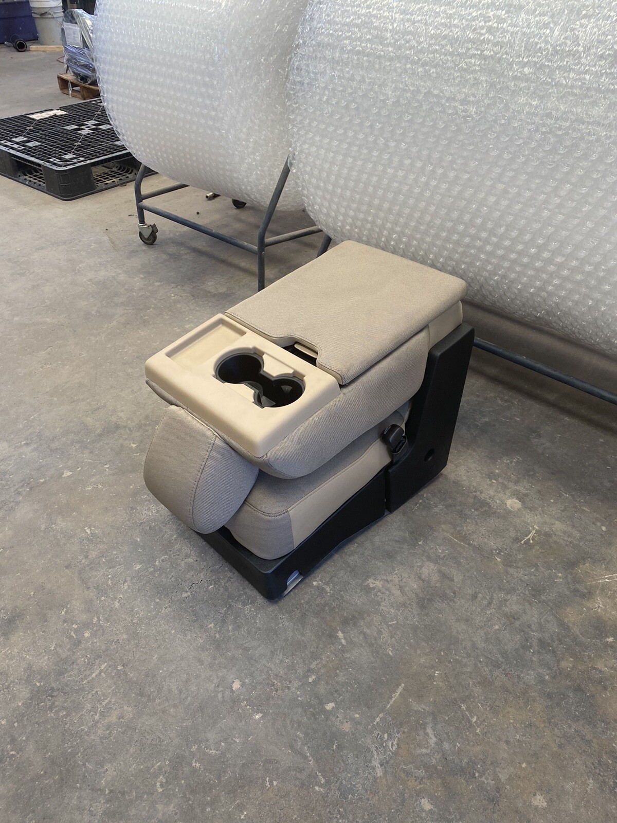 2017 18 19 20 FORD F250 F350 F450 CENTER CONSOLE JUMP SEAT TAN SUPERDUTY CLOTH