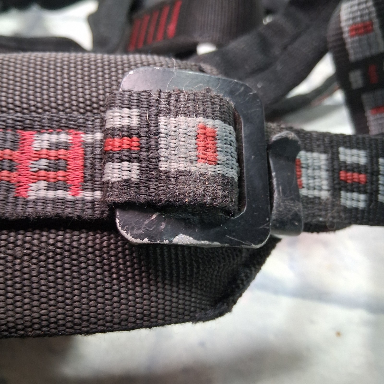 Trango Peak Climbing Harness Adult Size Small Outdoor Rock Climbing Gear