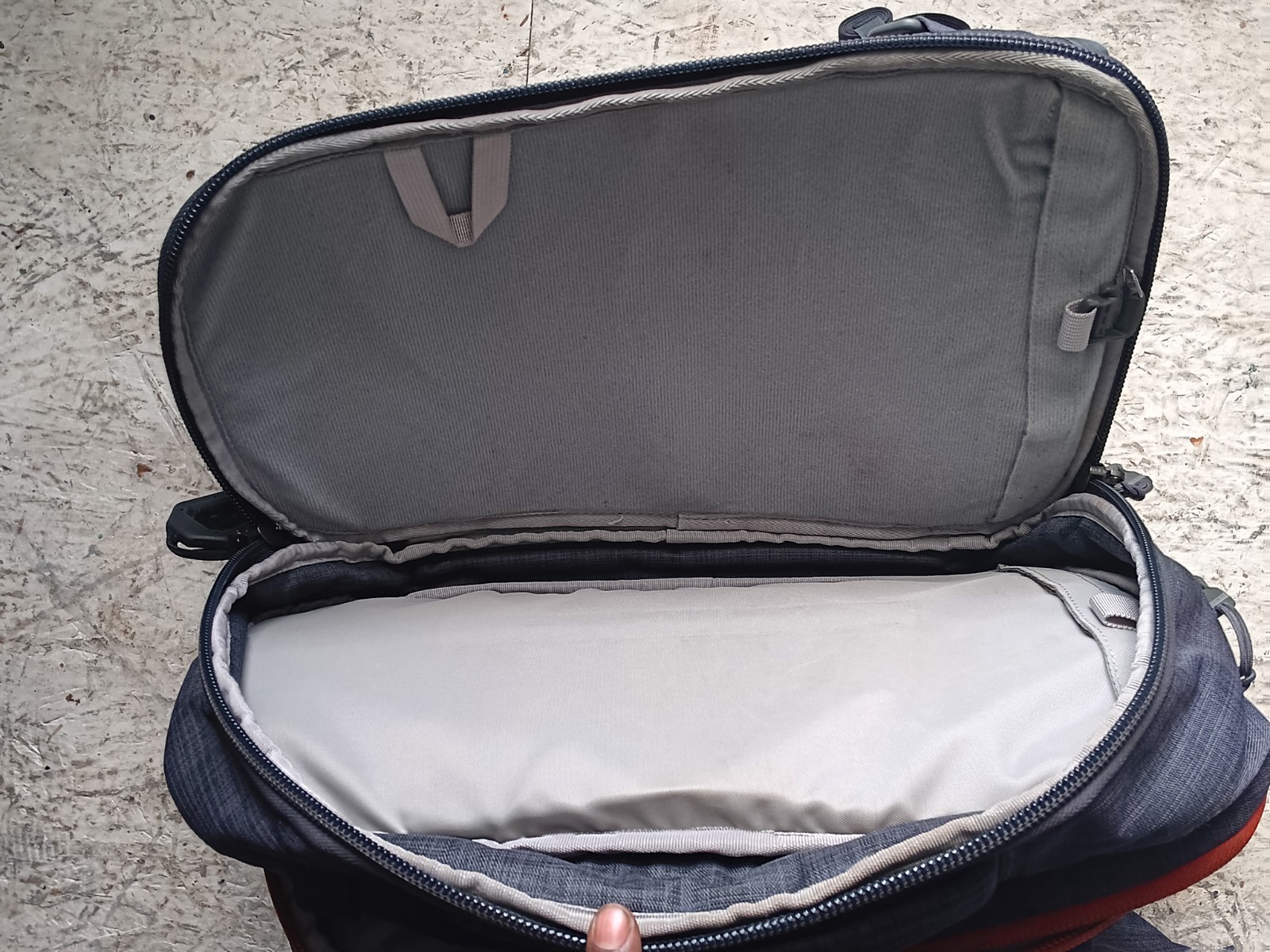 VertX Transit Sling 2.0 Grey & Red w/ Holster And 3 Mag Holder