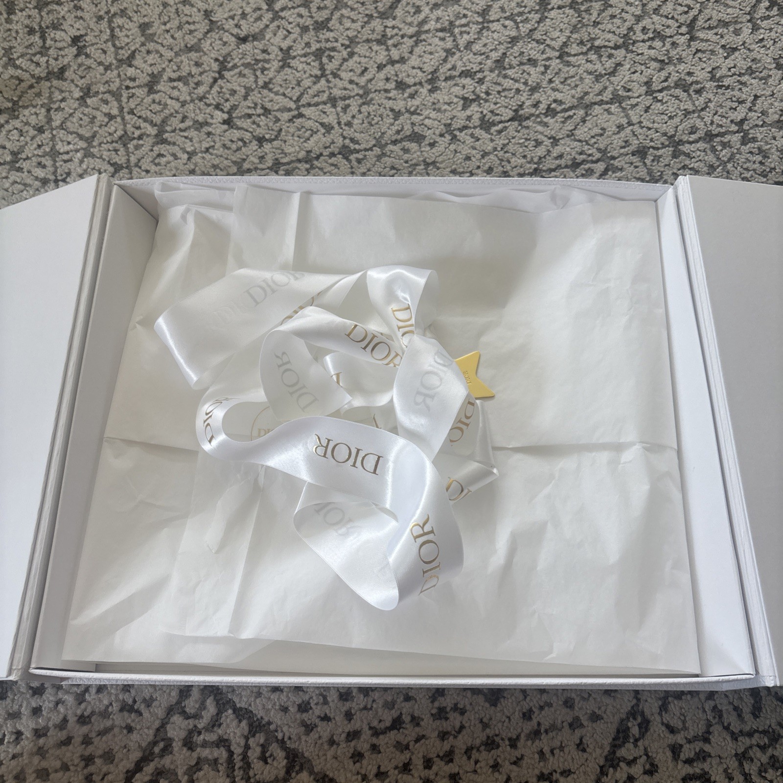 Dior Gift Box Magnetic Close tissue paper, star /ribbon see image for dimensions