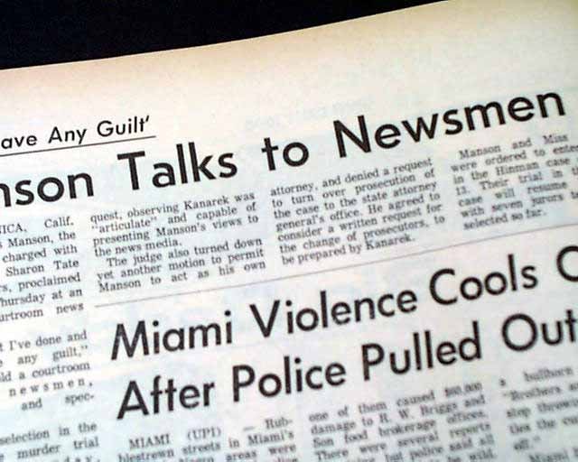 CHARLES MANSON & 3 Girls Helter Skelter Murder Trial Begins PHOTO 1970 Original