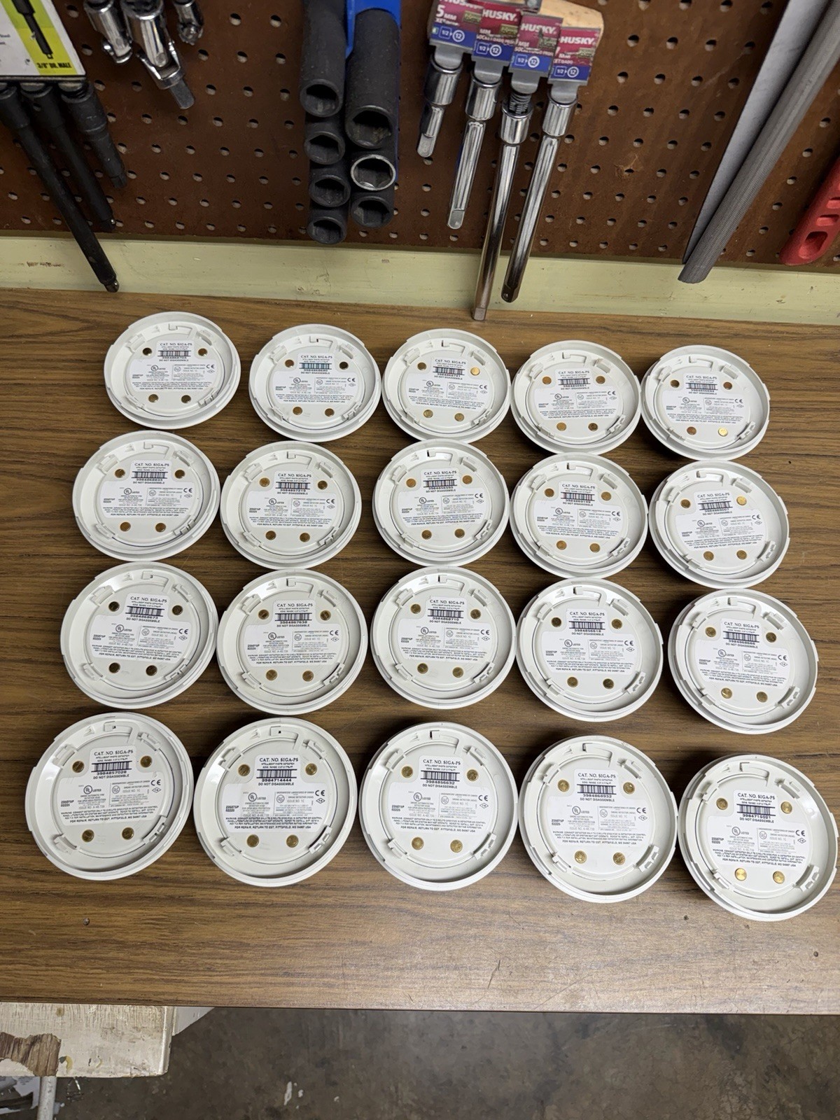 (1) EST Edwards SIGA-PS Addressable Photoelectric Fire Alarm Smoke Detector Head