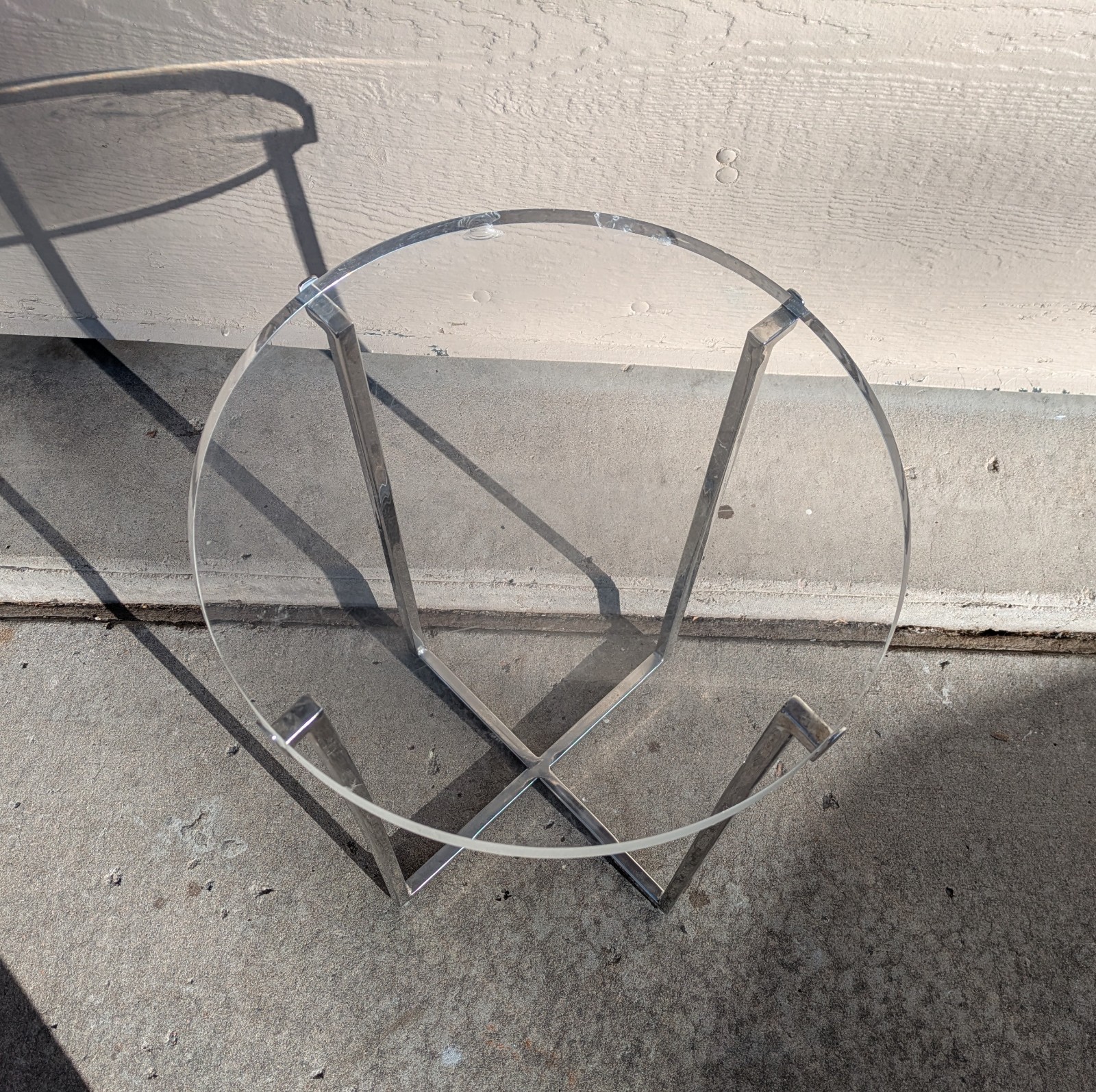 Vintage Mid Century Modern Glam Round Acrylic Lucite Sculptural Metal Table K24