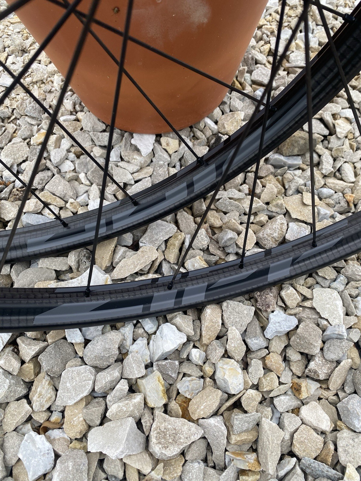 Zipp 101 XPLR Carbon Gravel Wheel Set 100x12 12x142 Sram Xdr 700c Disc Hookless