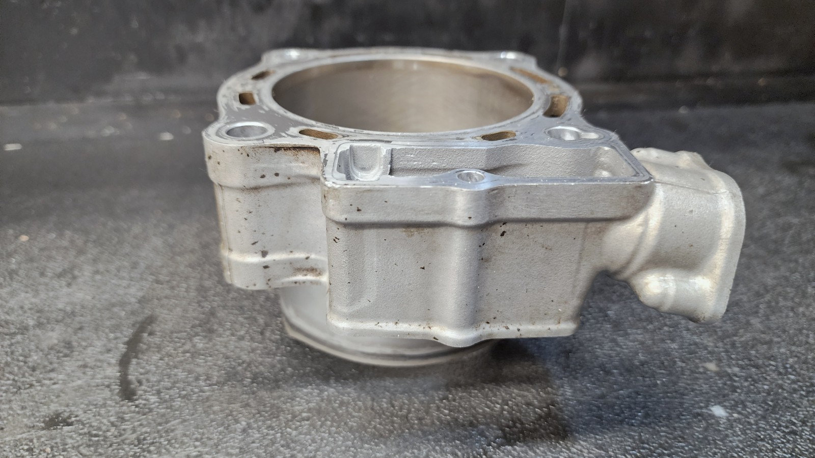 12100-MKE-AA0 Cylinder Top End Jug motor 2020-2026 Honda CRF450r crf450 crf 450