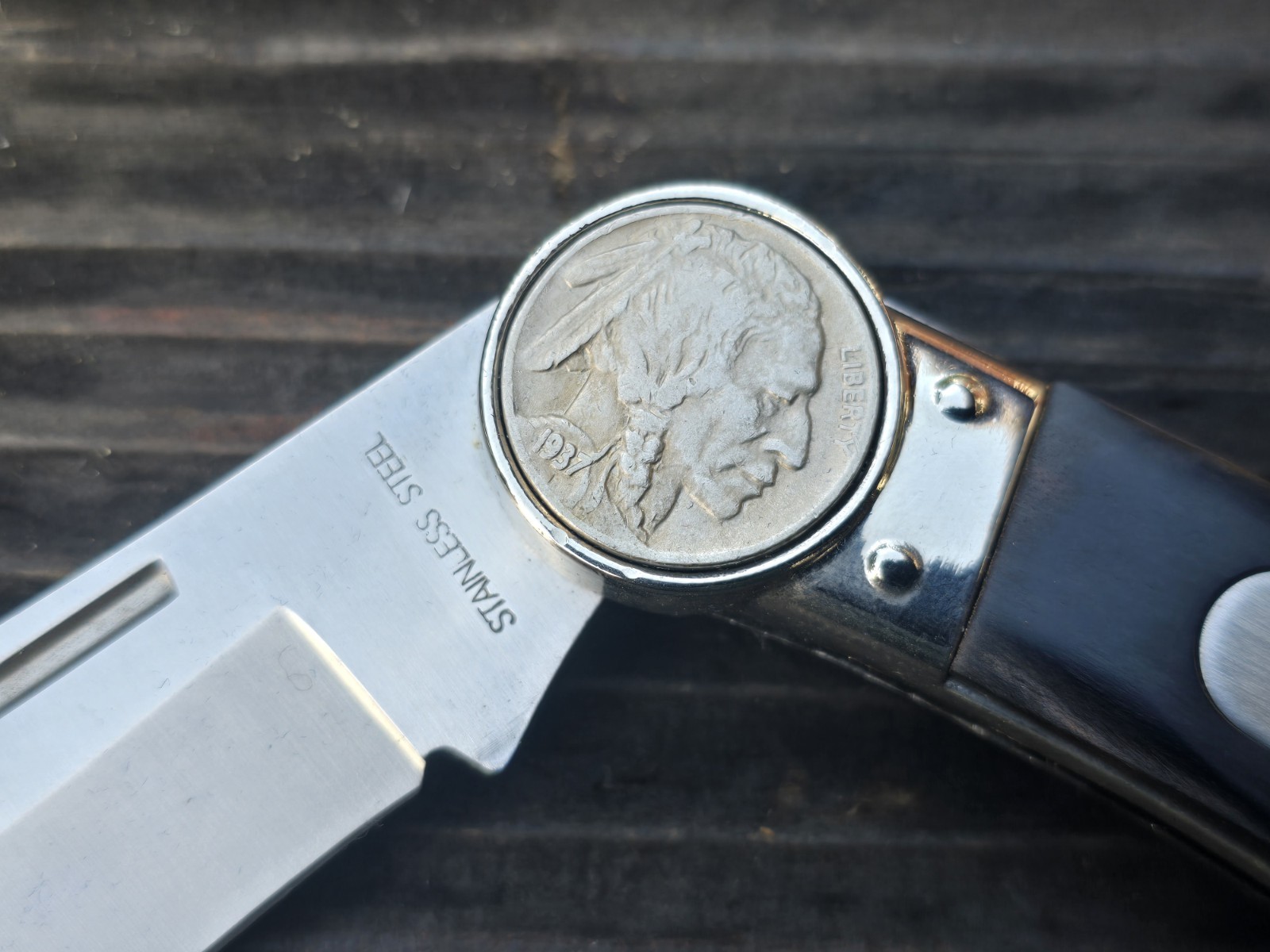 Folding Pocket Knife 1937 Indian Head Nickel Stainless Steel Blade