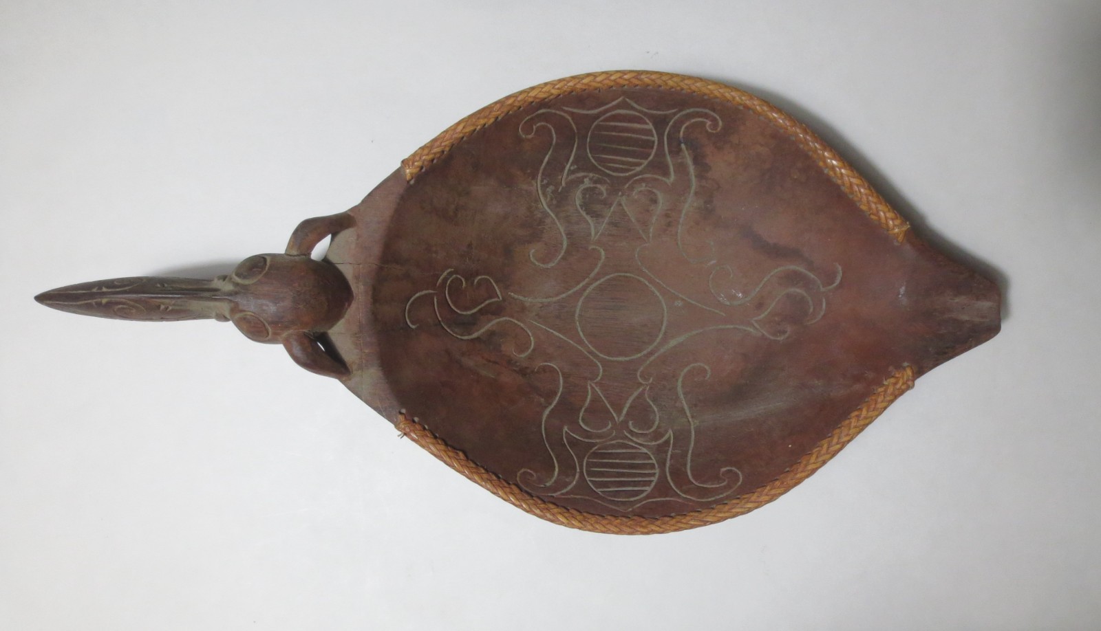 RARE! ANTIQUE! c1900 BORNEO "ASO DRAGON" CARVED WOOD BOWL w WEAVED RATTAN RIM