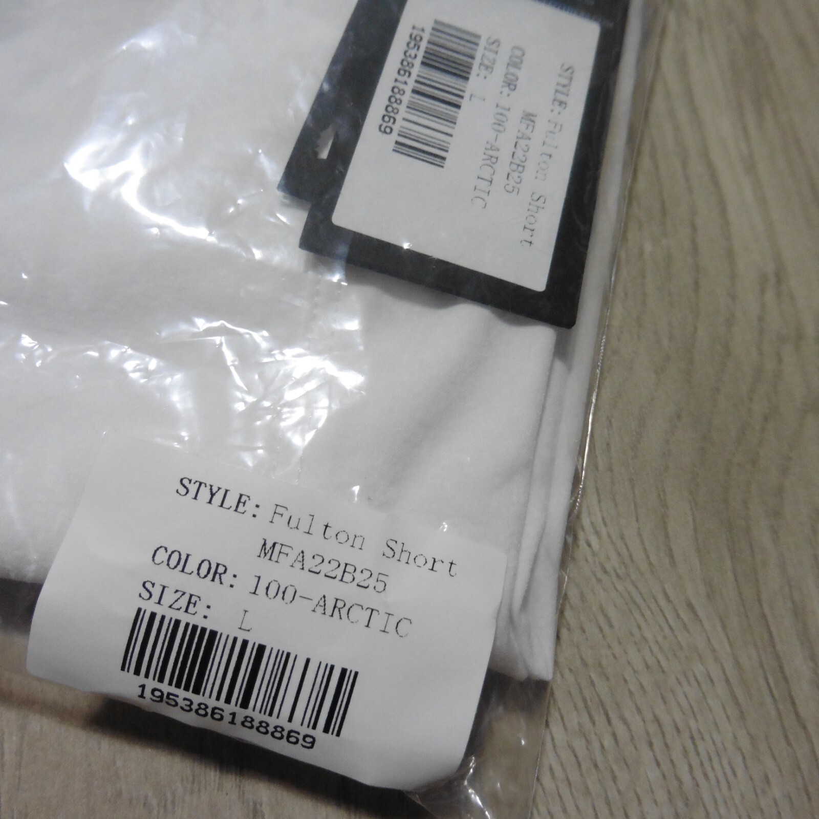 GREYSON Mens L LARGE FULTON SHORTS ARCTIC WHITE BLUE LINED 9" NYLON GOLF WORKOUT