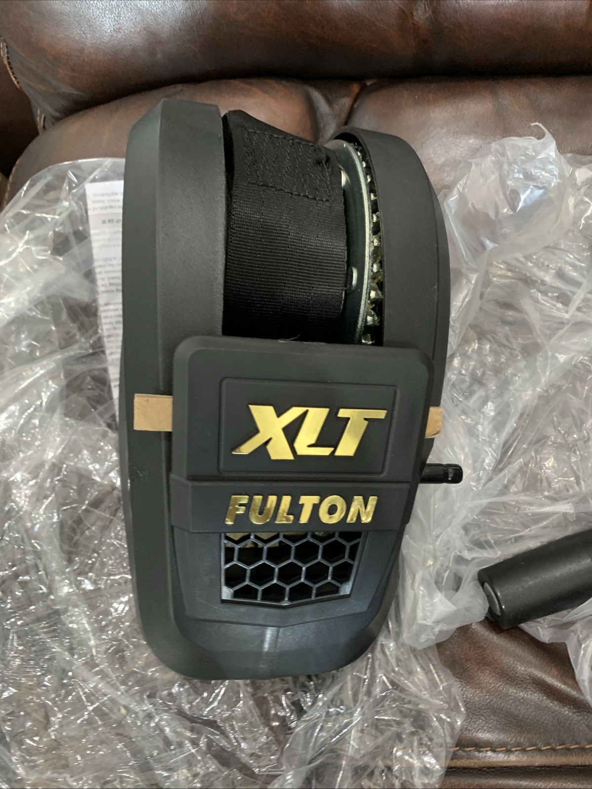 Fulton XLT Trailer Winch, 1500 lbs, 20 ft Strap, 6 Inch Handle, Black Finish