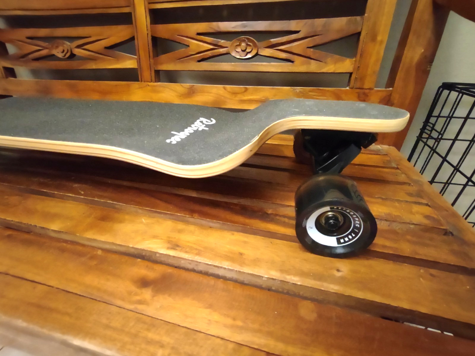 Retrospec Tidal 41-Inch Drop-Down Longboard Skateboard 9-Ply Deck 70mm Wheels